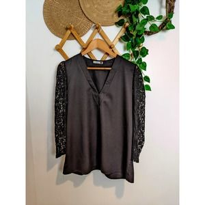 KIKULA BLACK LACE TUNIC TOP BLOUSE SHIRT SIZE XL
